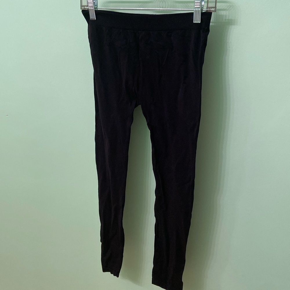 Black leggings